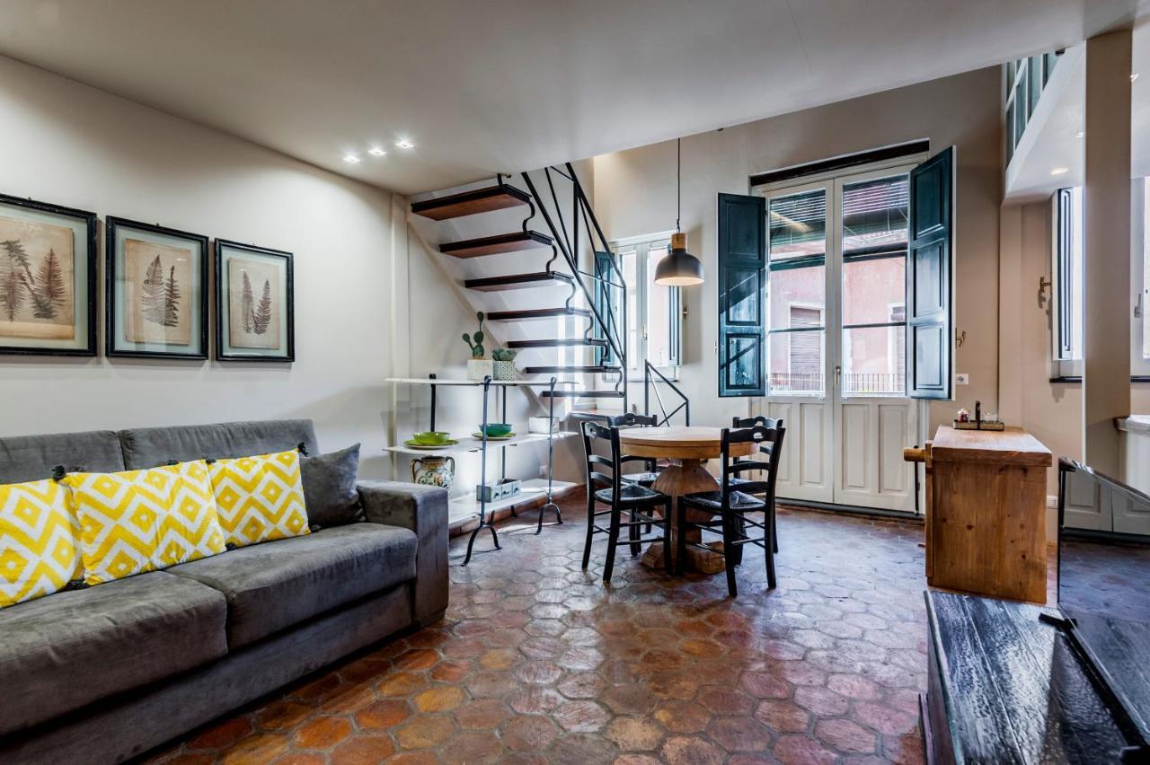 Ferrini Home - Piazza Trento คาตาเนีย ภายนอก รูปภาพ